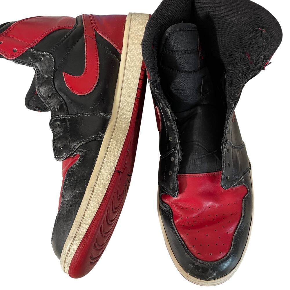 Nike Air Jordan 1 Basketball High Retro 2009 Chicago Bulls 332550-061 Size 12